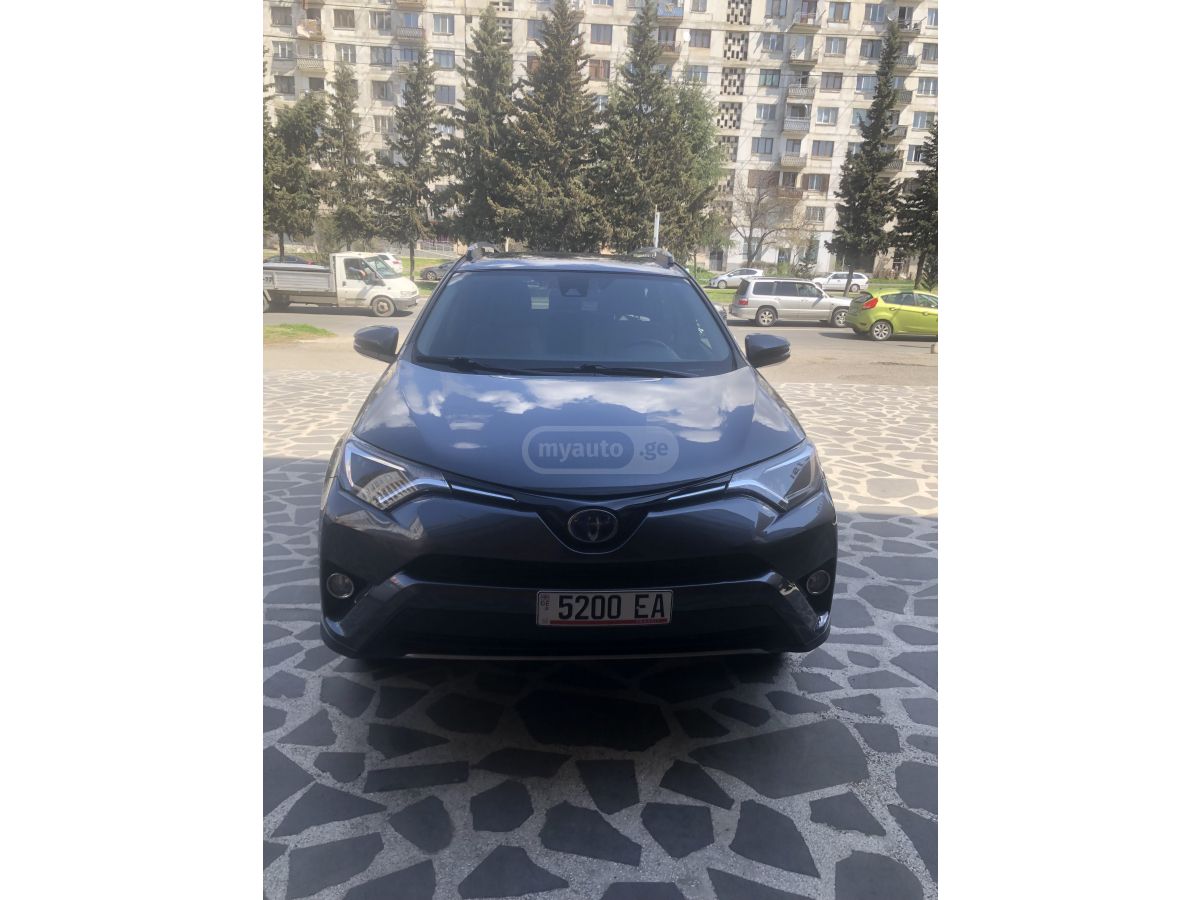 Toyota RAV 4 - фото 13