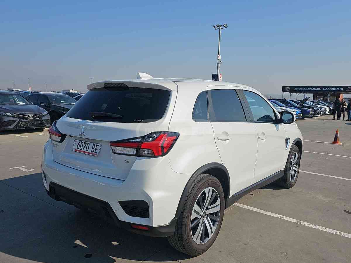 Mitsubishi Mitsubishi Outlander — миниатюра 4