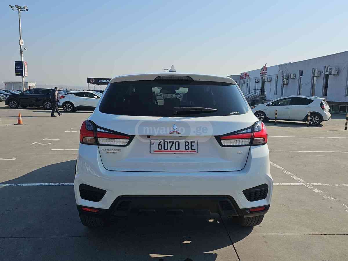 Mitsubishi Mitsubishi Outlander — миниатюра 5