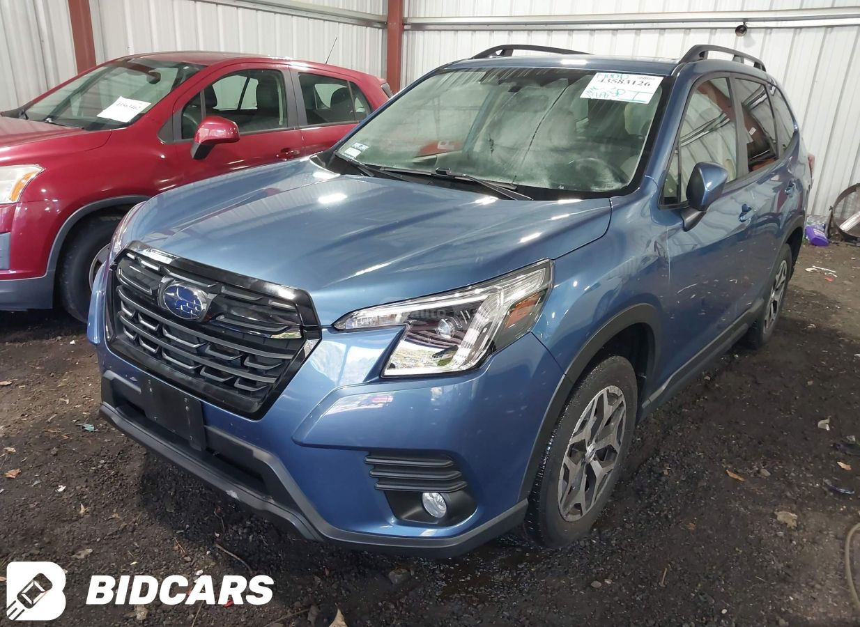 Subaru Premium 4dr All-Wheel Drive CV — миниатюра 2