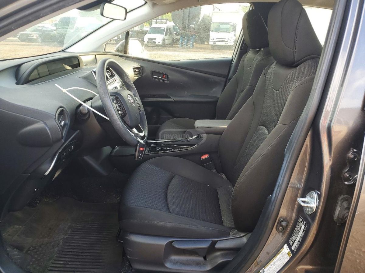 Toyota Prius - фото 5