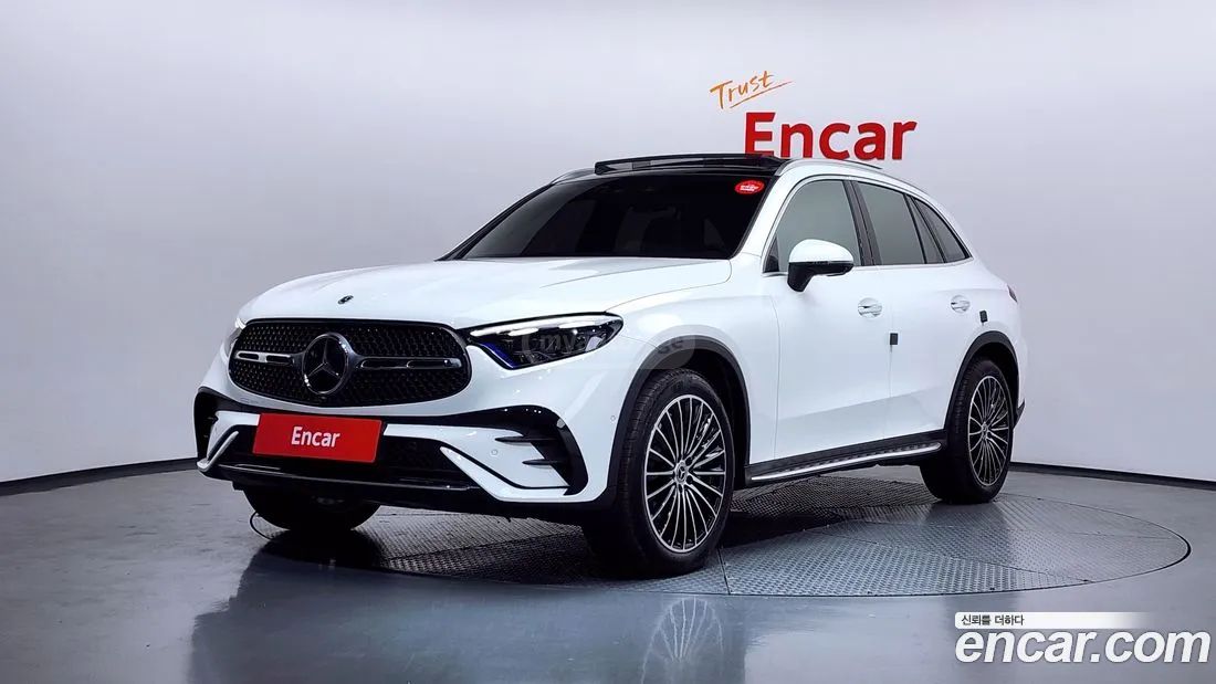 Mercedes-Benz GLC 200 2023 — миниатюра 1