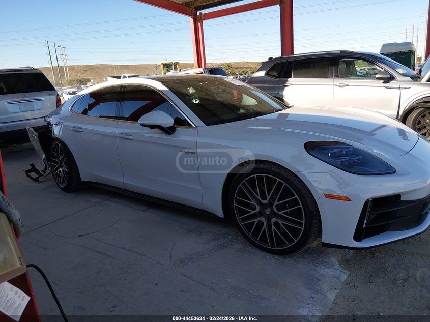 Porsche Panamera - фото 10