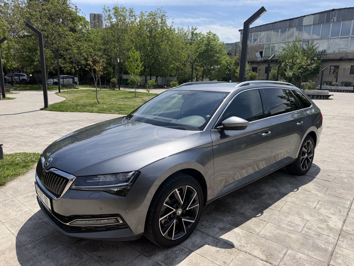 Skoda Superb - фото 2
