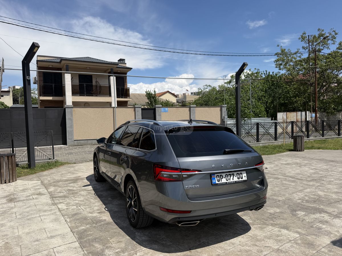 Skoda Superb - фото 4