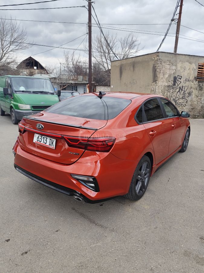 Kia Forte - фото 10