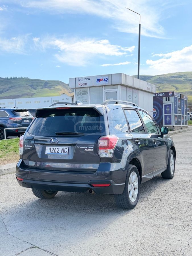 Subaru Forester - фото 2