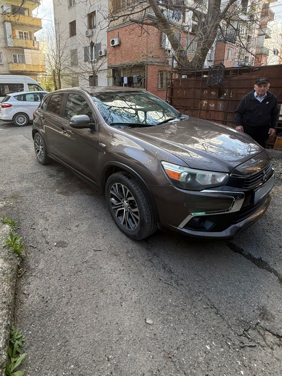 Mitsubishi Outlander Sport - фото 2