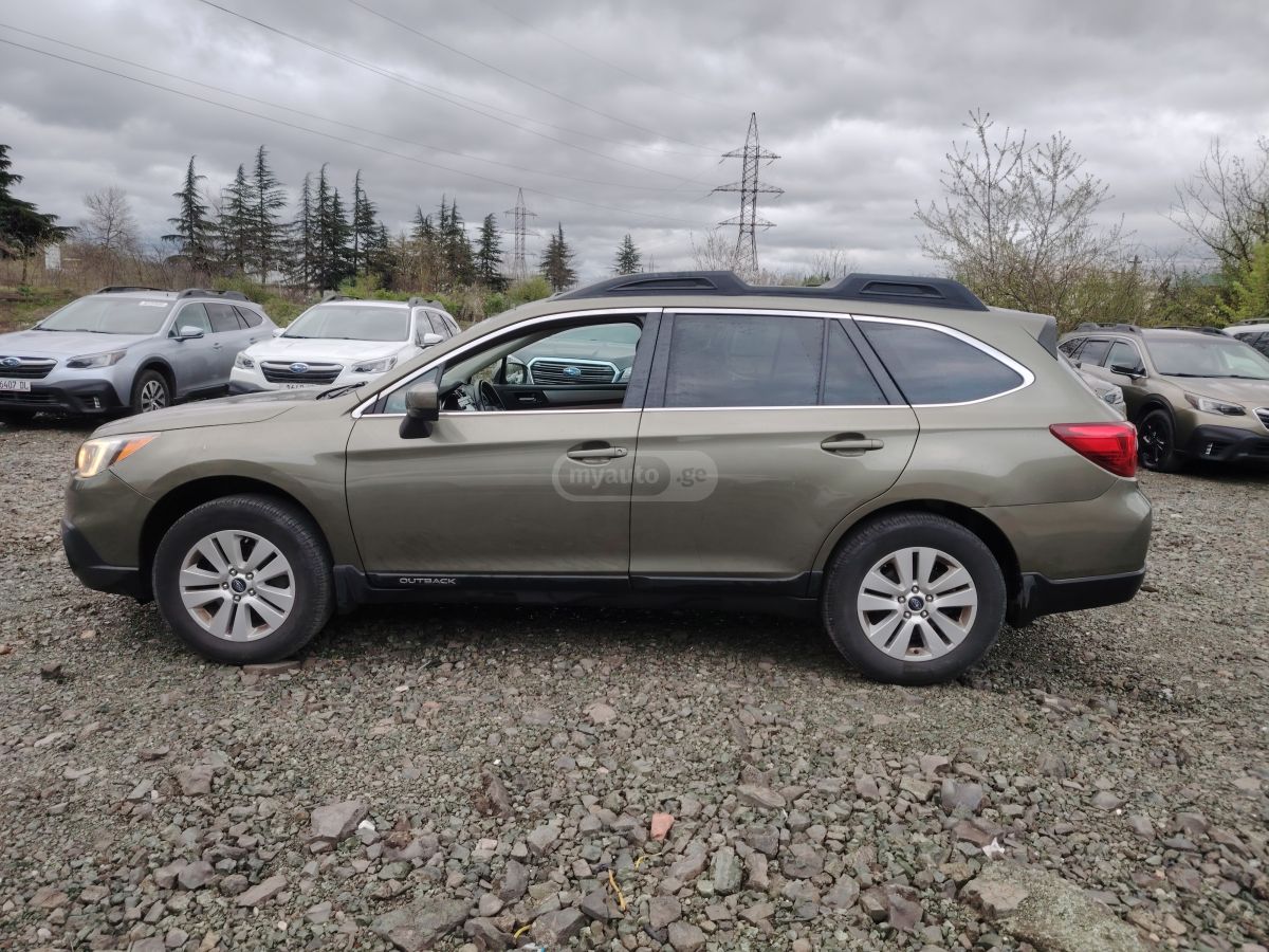 Subaru Outback - фото 3