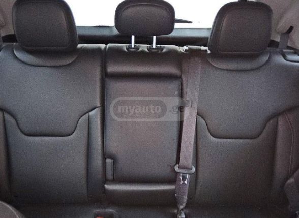 Jeep Compass - фото 7