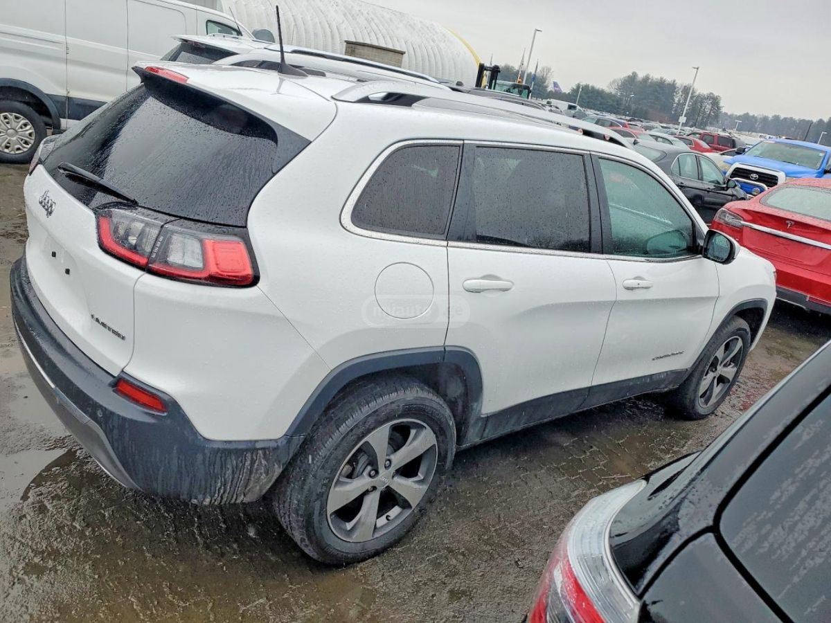 Jeep Cherokee - фото 3