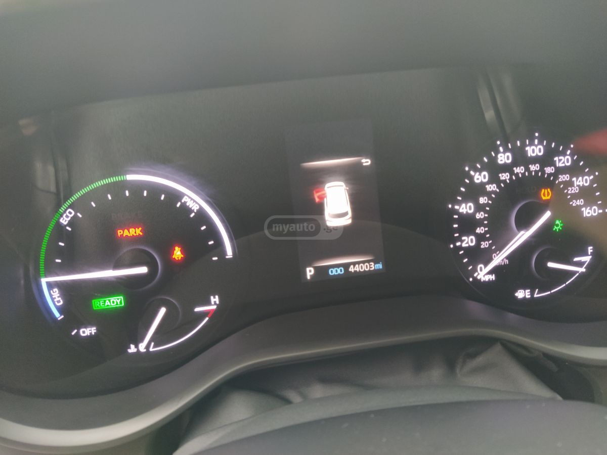 Toyota Sienna - фото 7