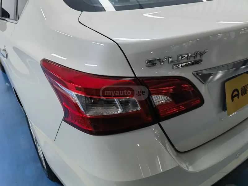 Nissan Sylphy 2022 — миниатюра 10