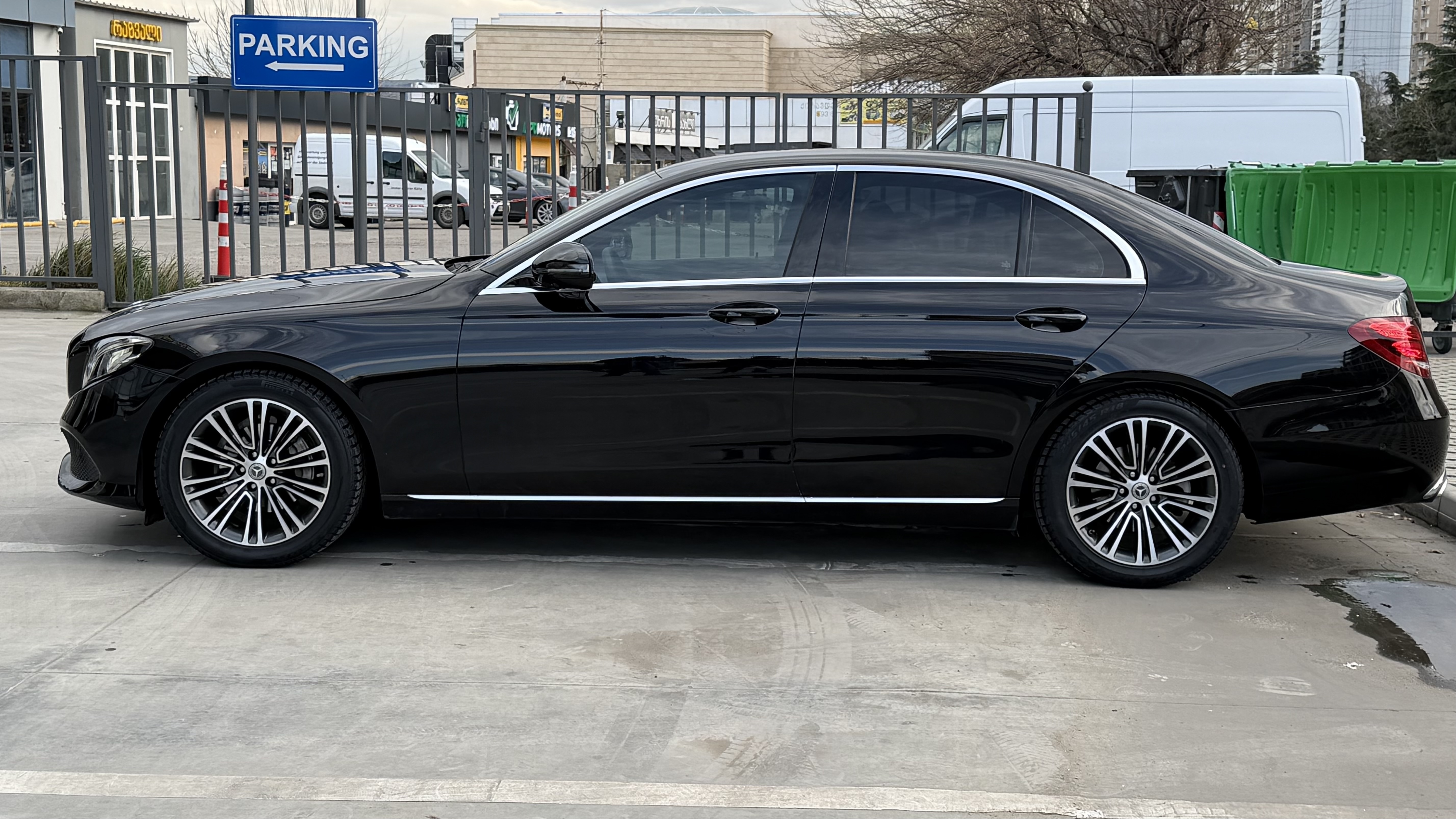 Mercedes-Benz E 220 - фото 5