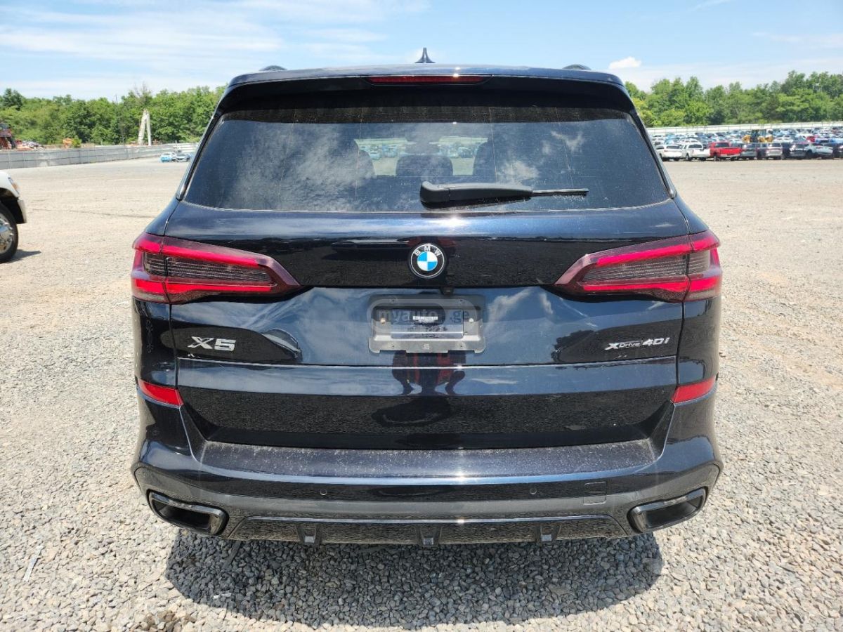BMW X5 - фото 6