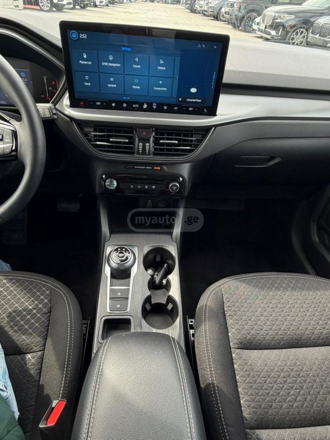 Ford Escape - фото 12