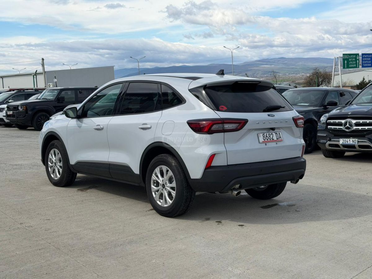 Ford Escape - фото 6