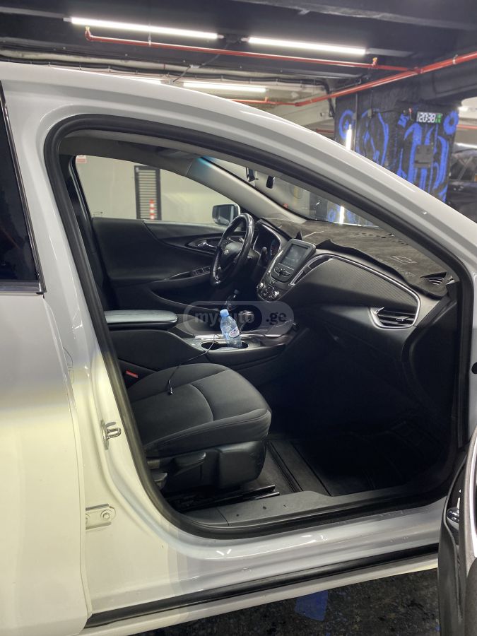 Chevrolet Malibu - фото 10