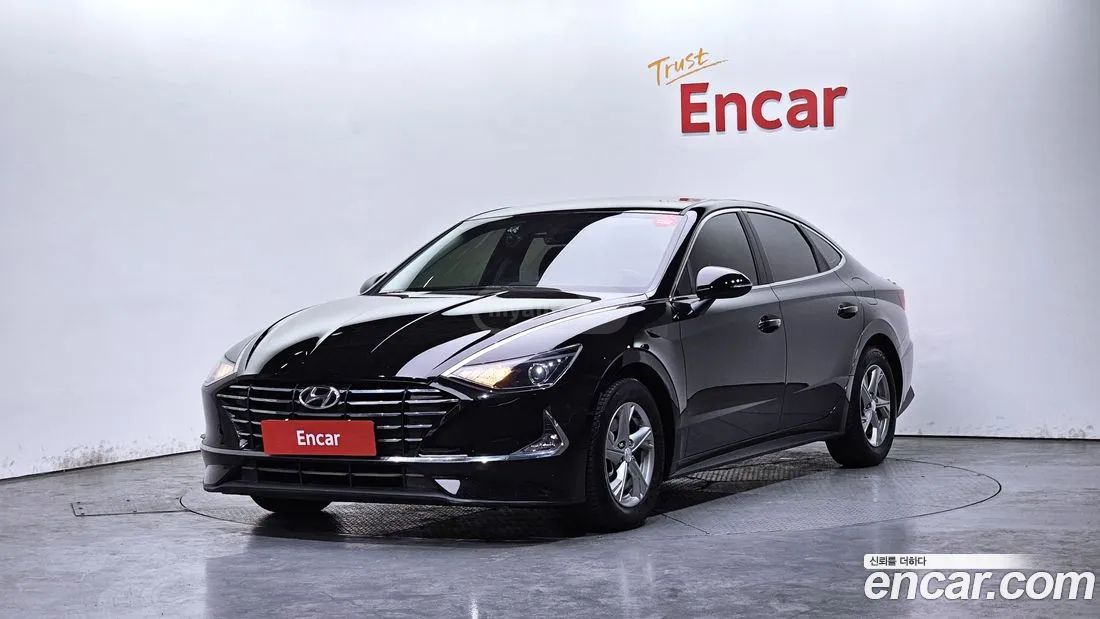 Hyundai Sonata - фото 1