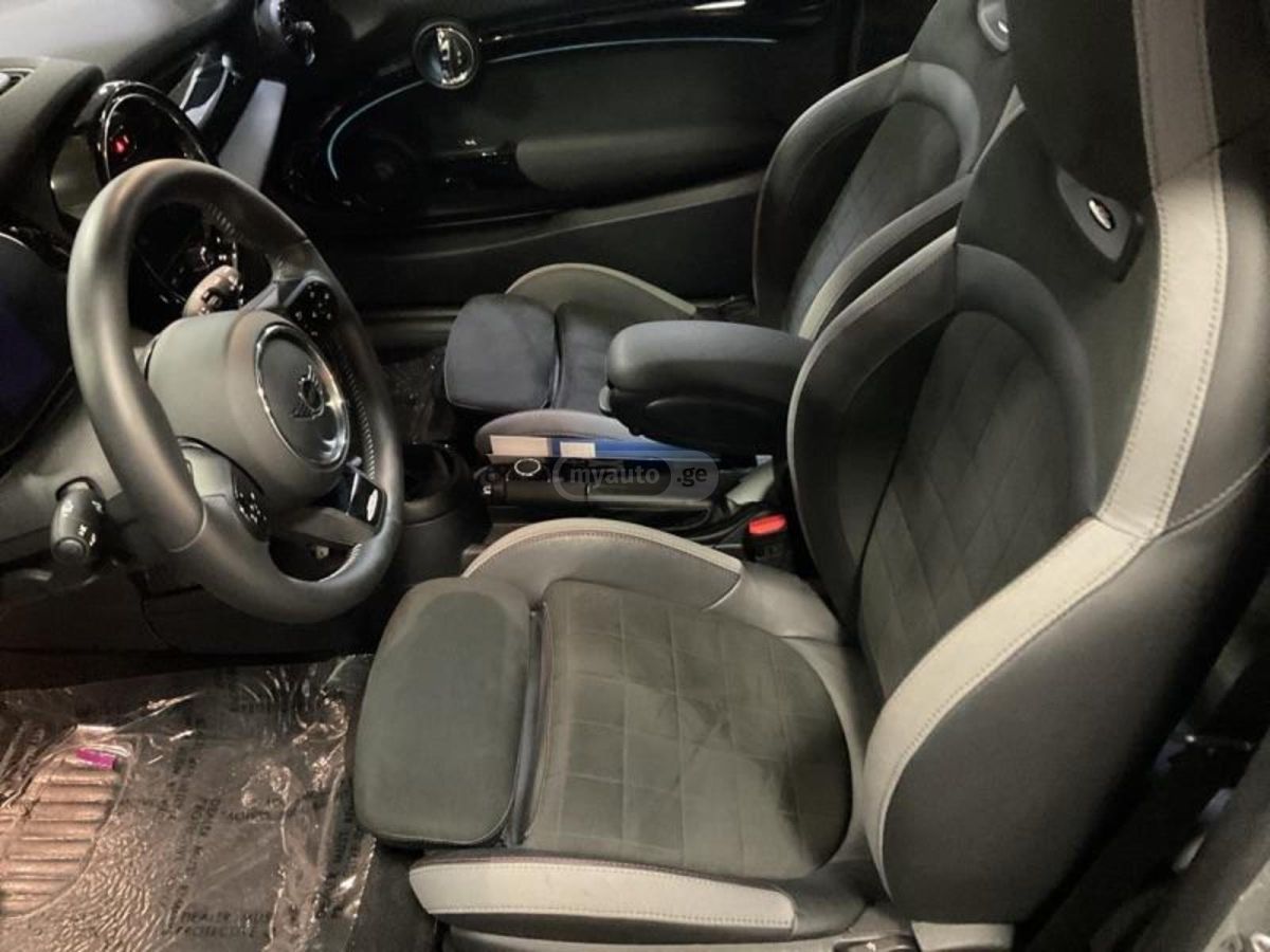 MINI Cooper JOHN COOPER EDITION 2022 — миниатюра 6