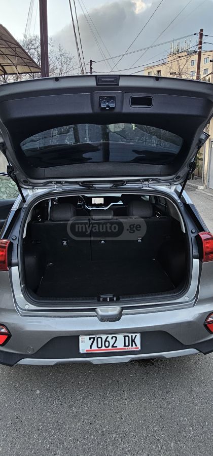 Kia Niro - фото 13