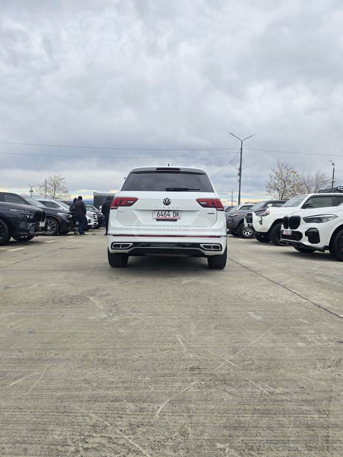 Volkswagen Tiguan - фото 11