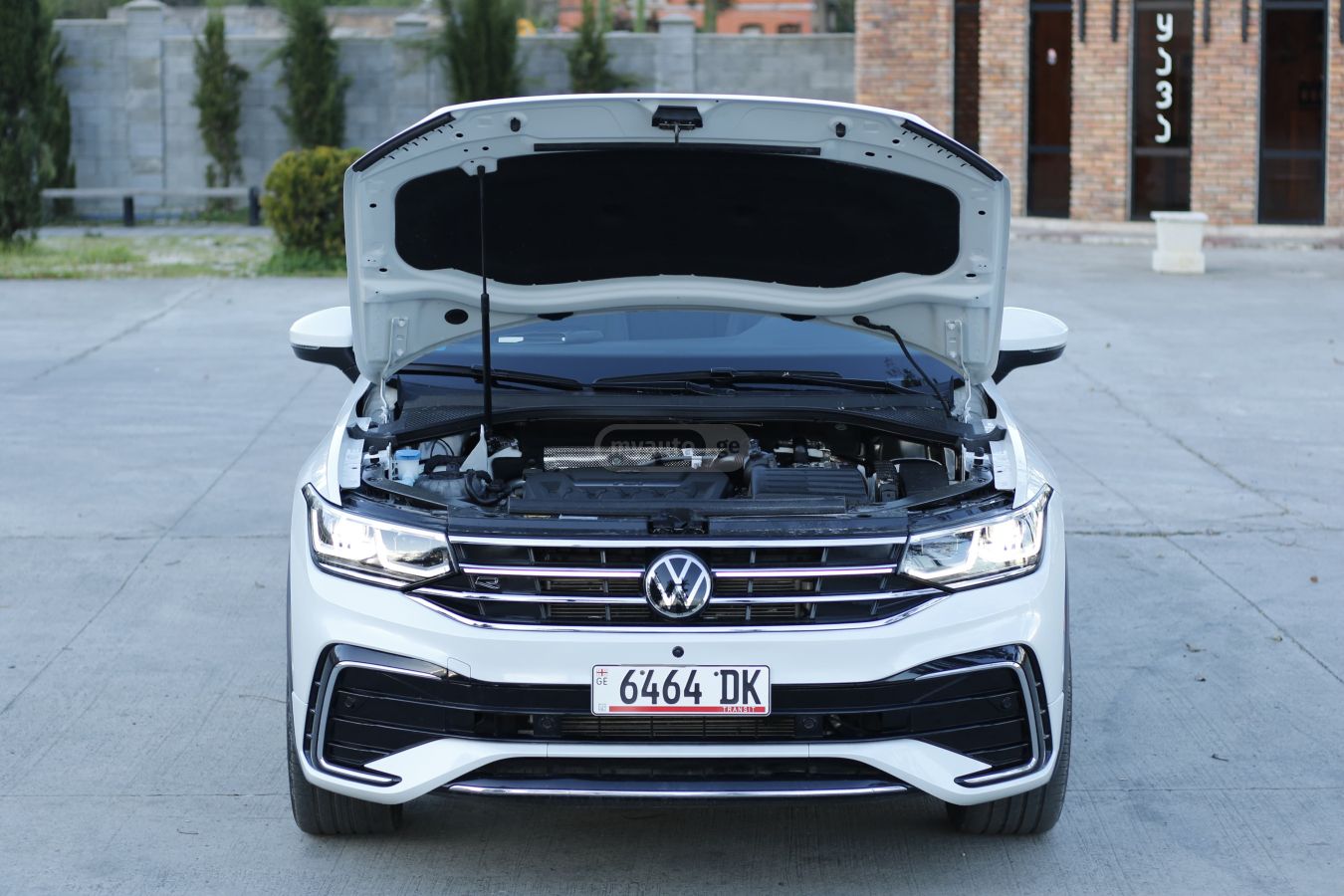 Volkswagen Tiguan - фото 5