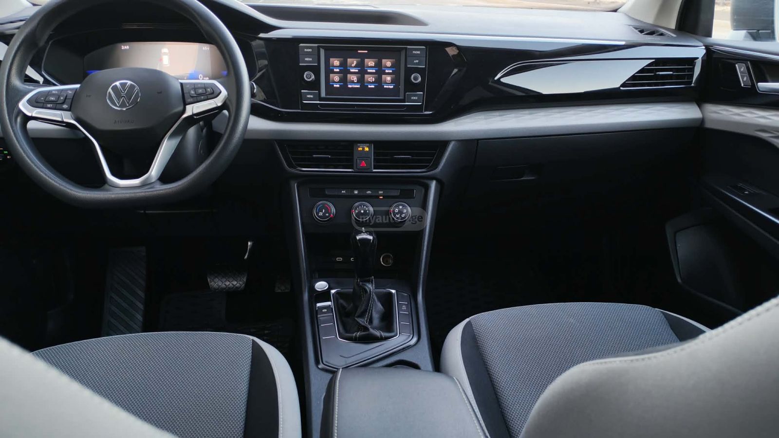 Volkswagen Taos - фото 3