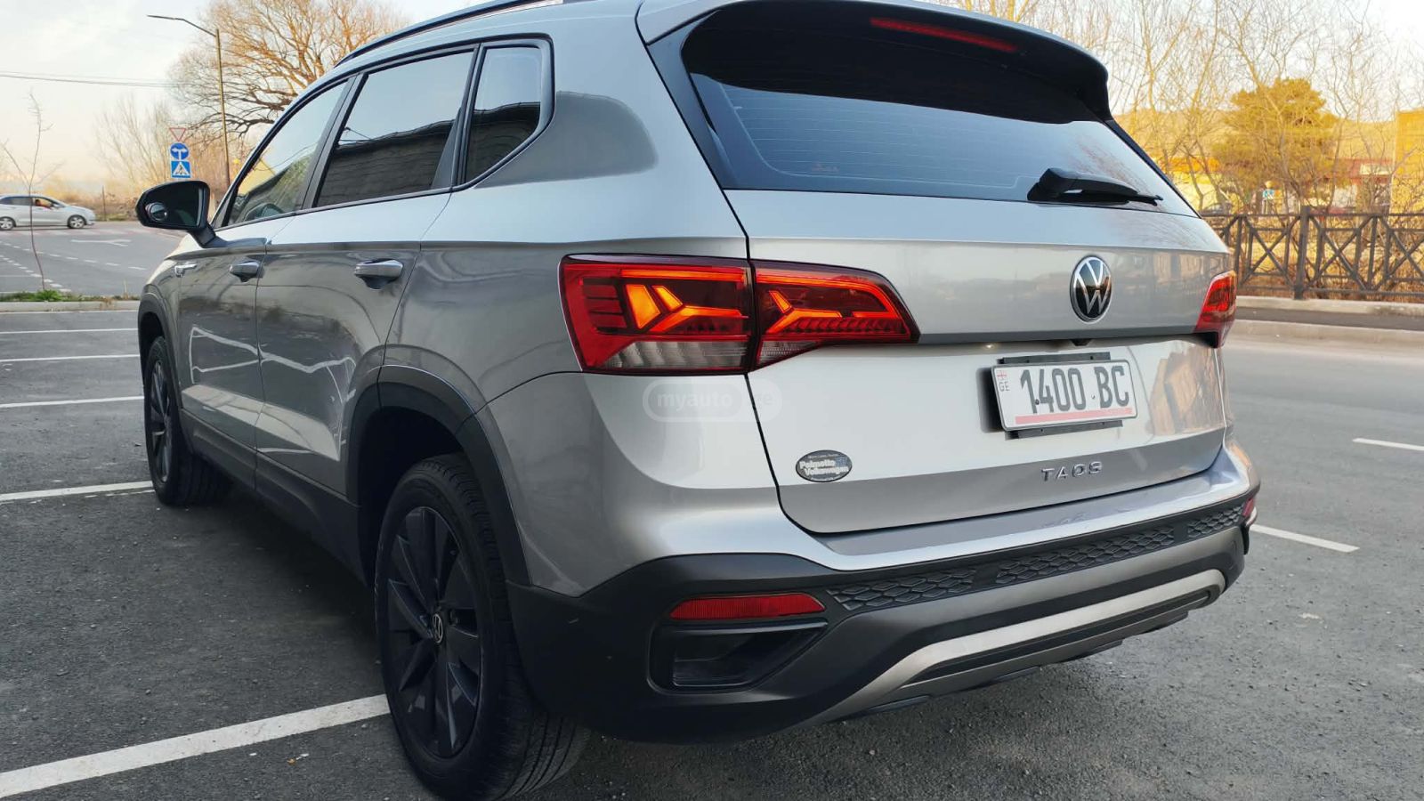 Volkswagen Taos - фото 9