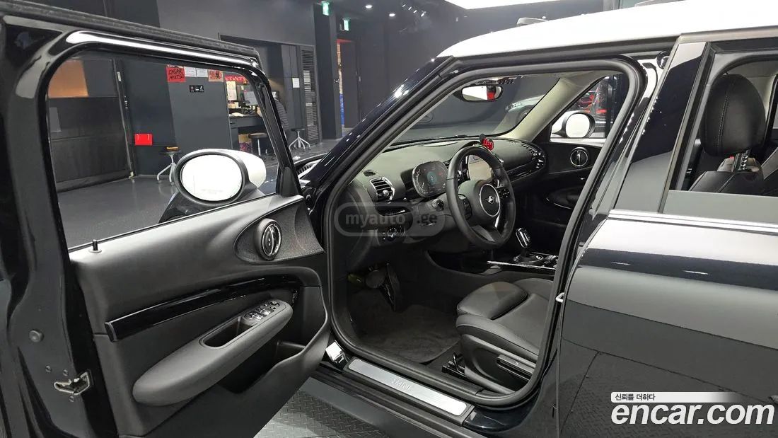 MINI Clubman 2023 — миниатюра 10