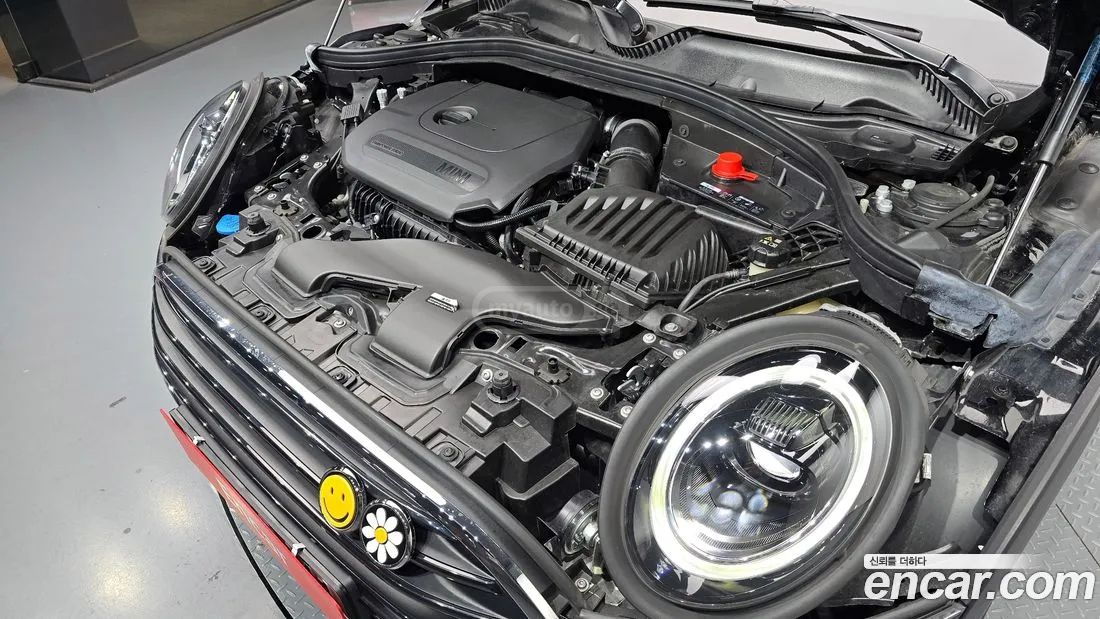 MINI Clubman 2023 — миниатюра 6