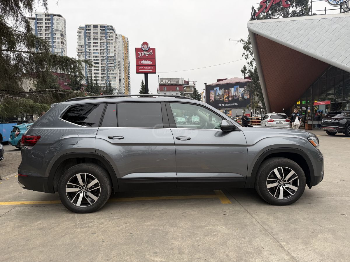 Volkswagen Atlas 2023 — миниатюра 10