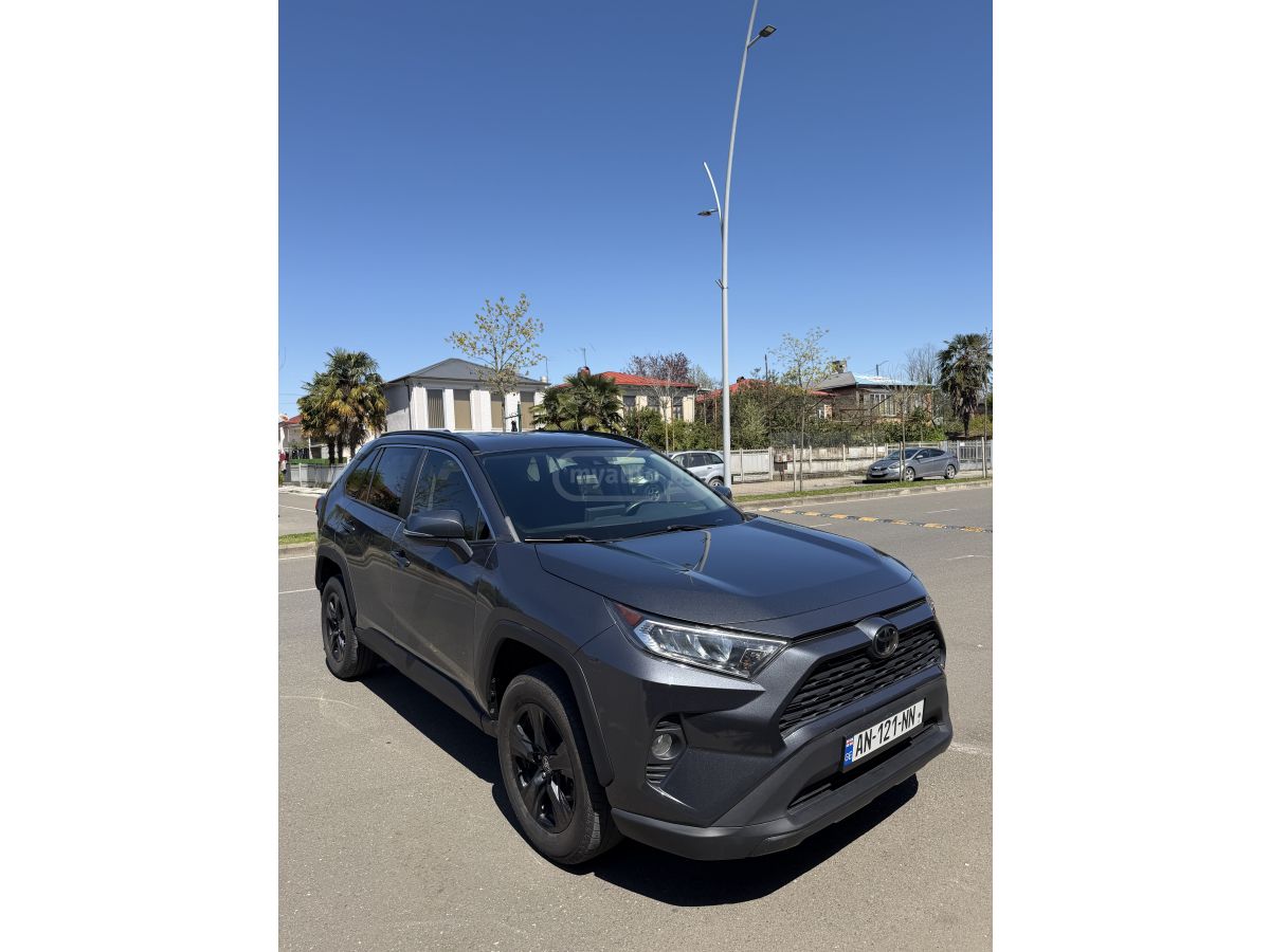 Toyota Rav 4 - фото 2