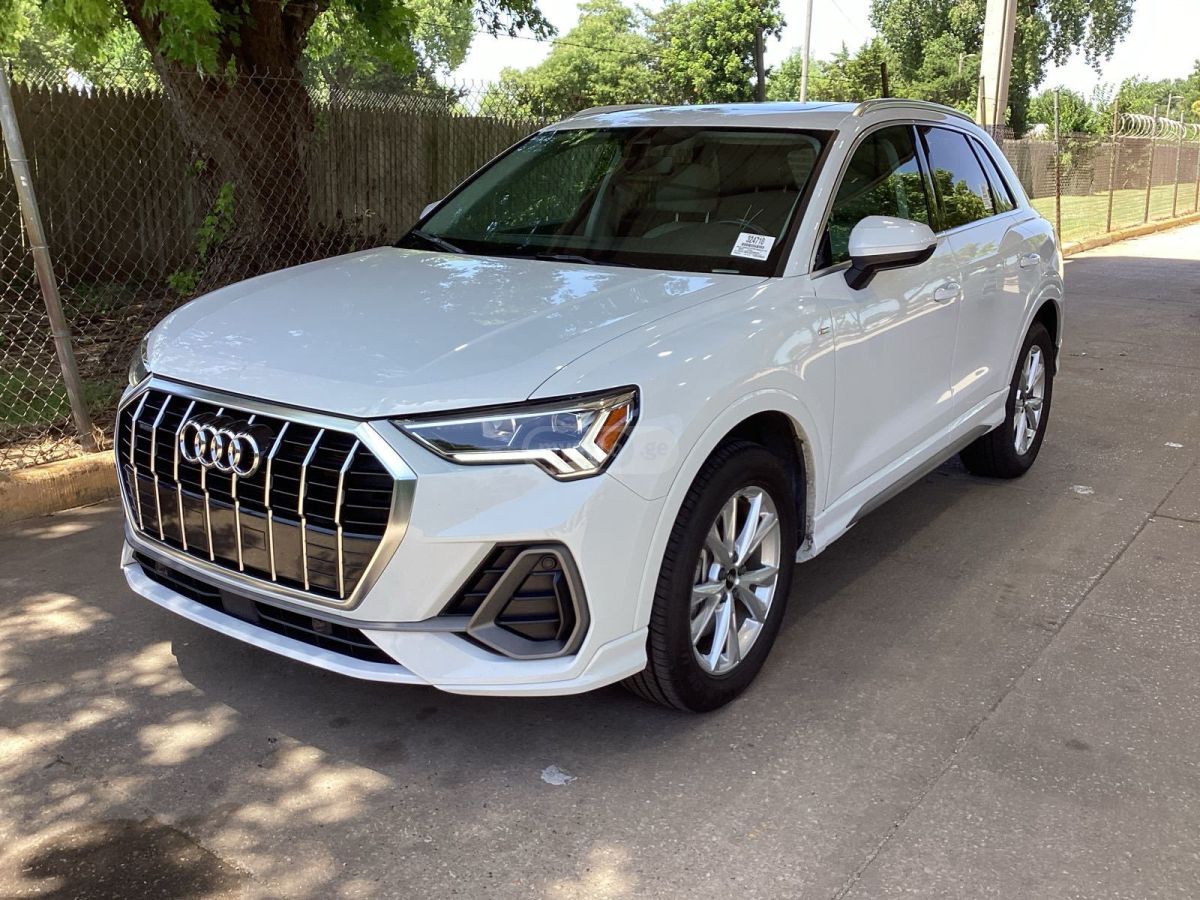 Audi 45 S line Premium 4dr All Whee — миниатюра 2