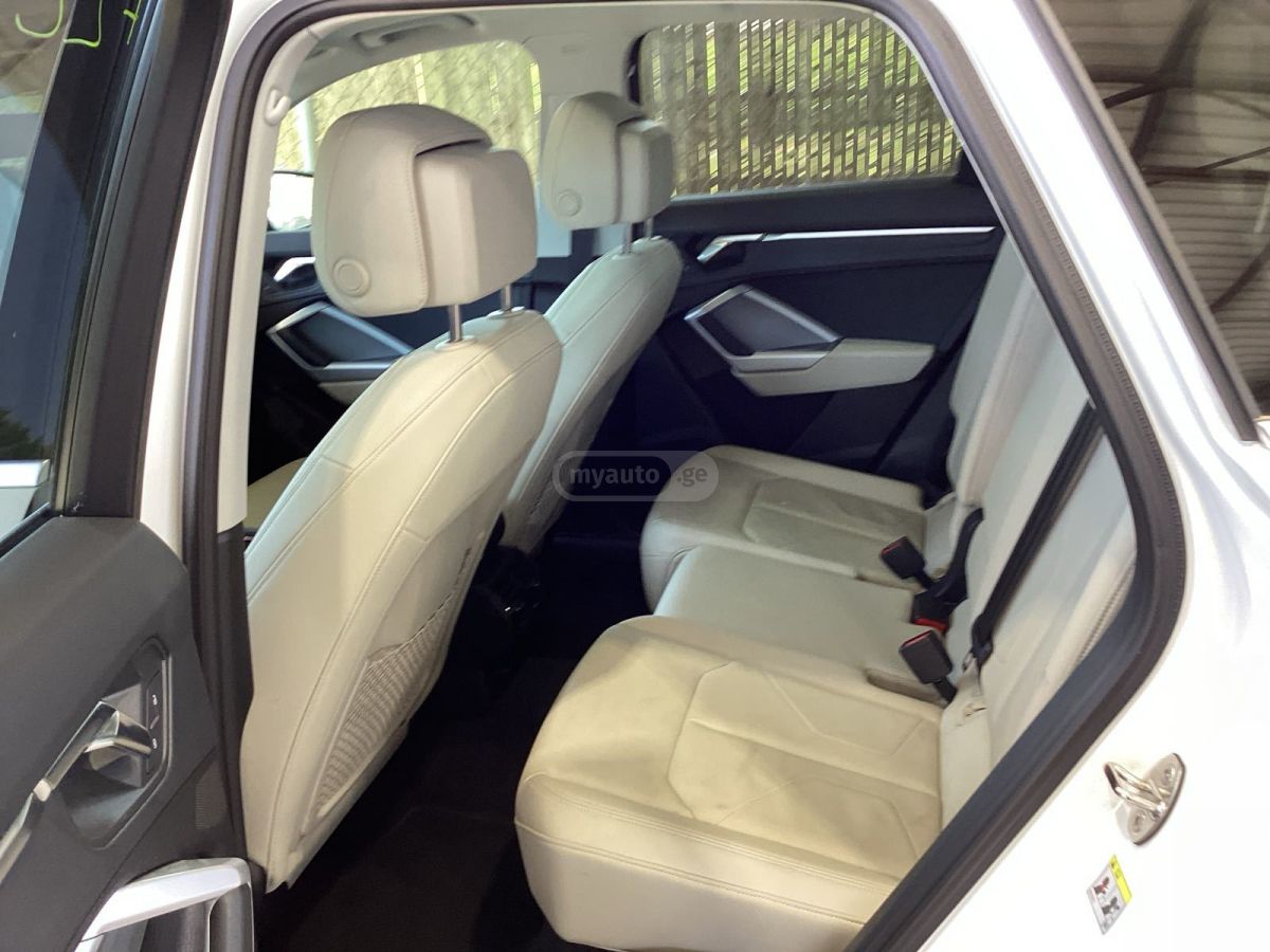 Audi 45 S line Premium 4dr All Whee — миниатюра 8