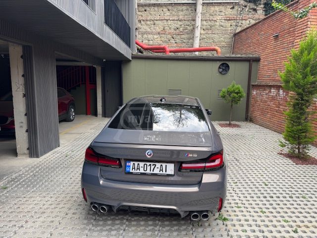 BMW Base 4dr All-Wheel Drive Sedan — миниатюра 3