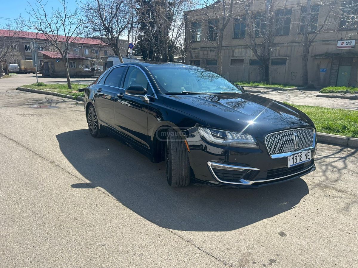 Lincoln MKZ - фото 2