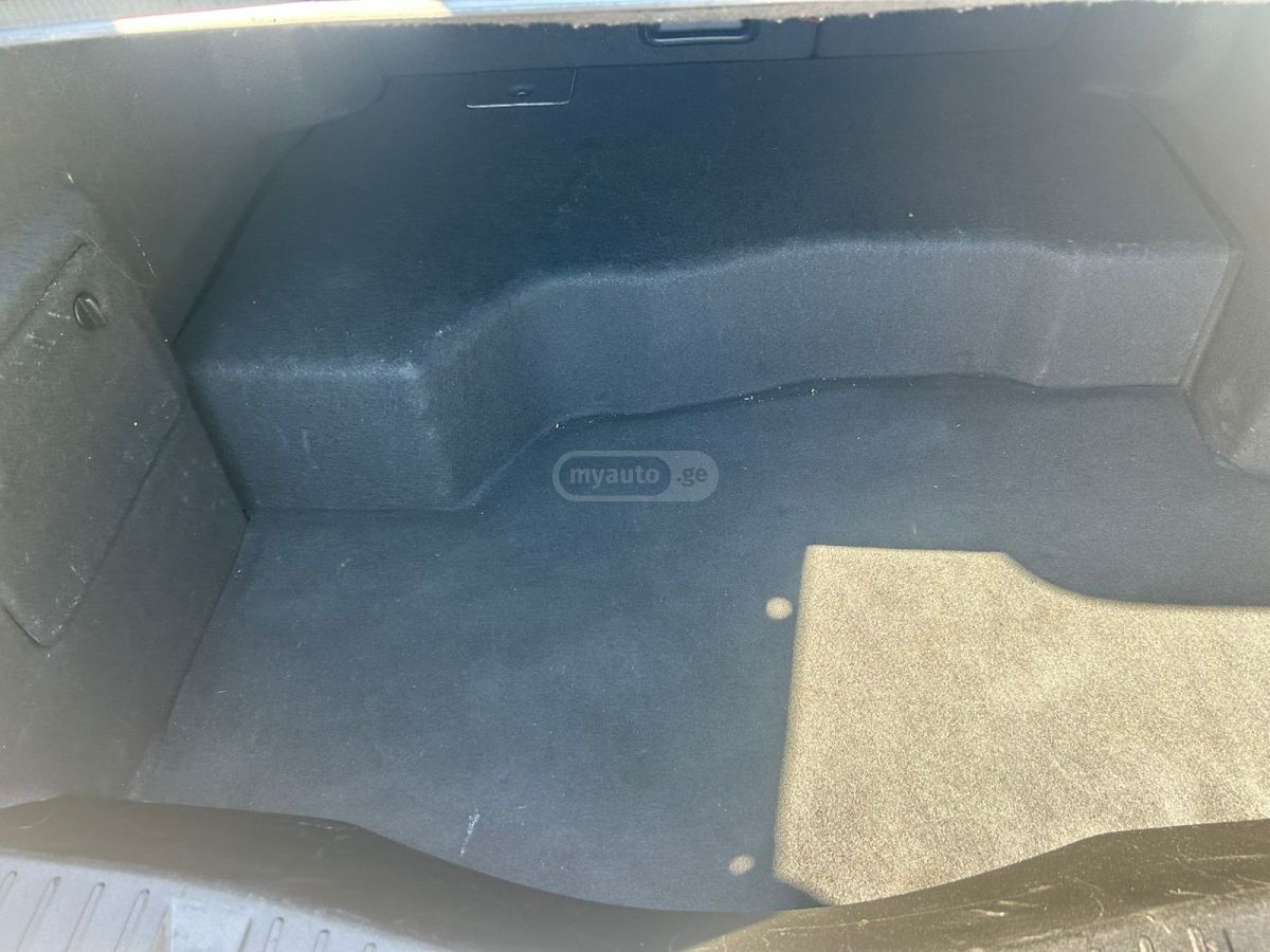 Lincoln MKZ - фото 9