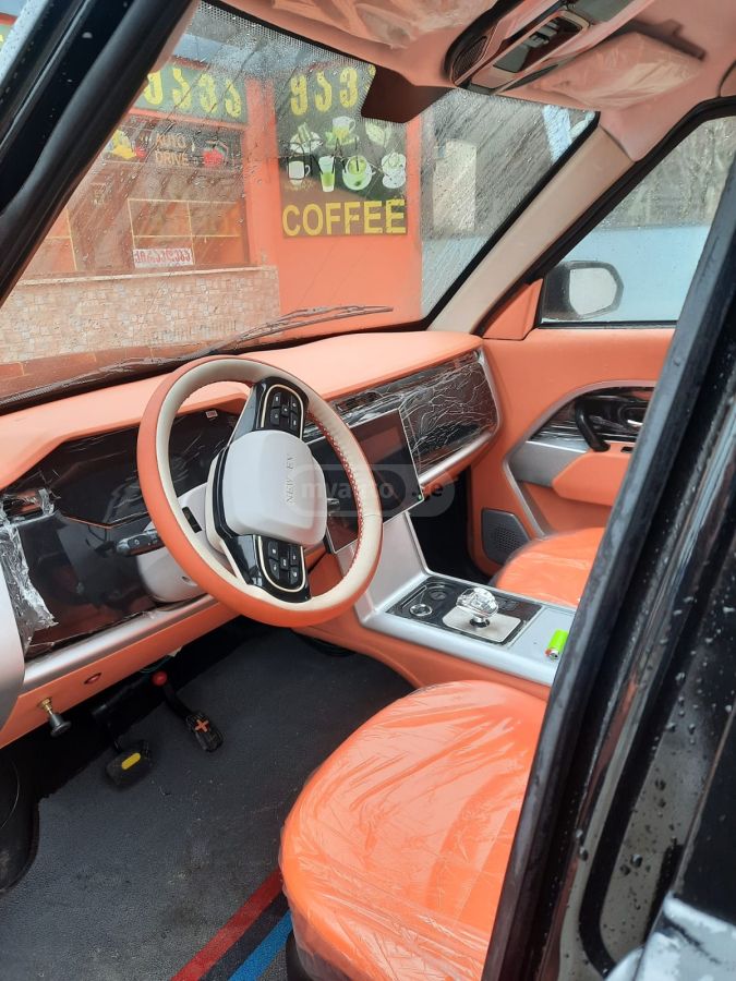 Land Rover Range Rover 2025 — миниатюра 7