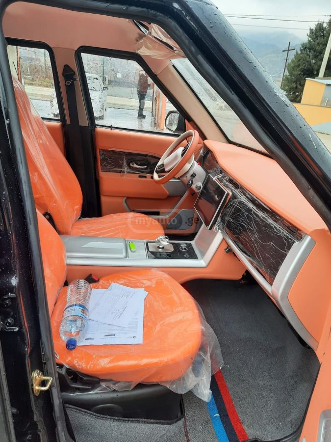 Land Rover Range Rover 2025 — миниатюра 8