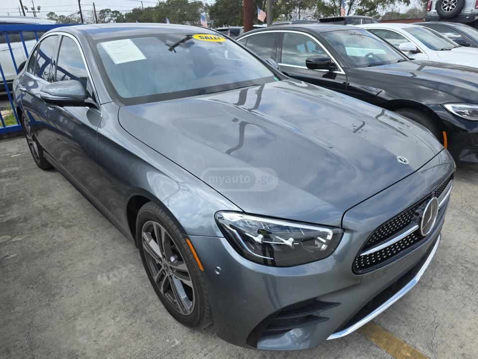 Mercedes-Benz E 350 - фото 1