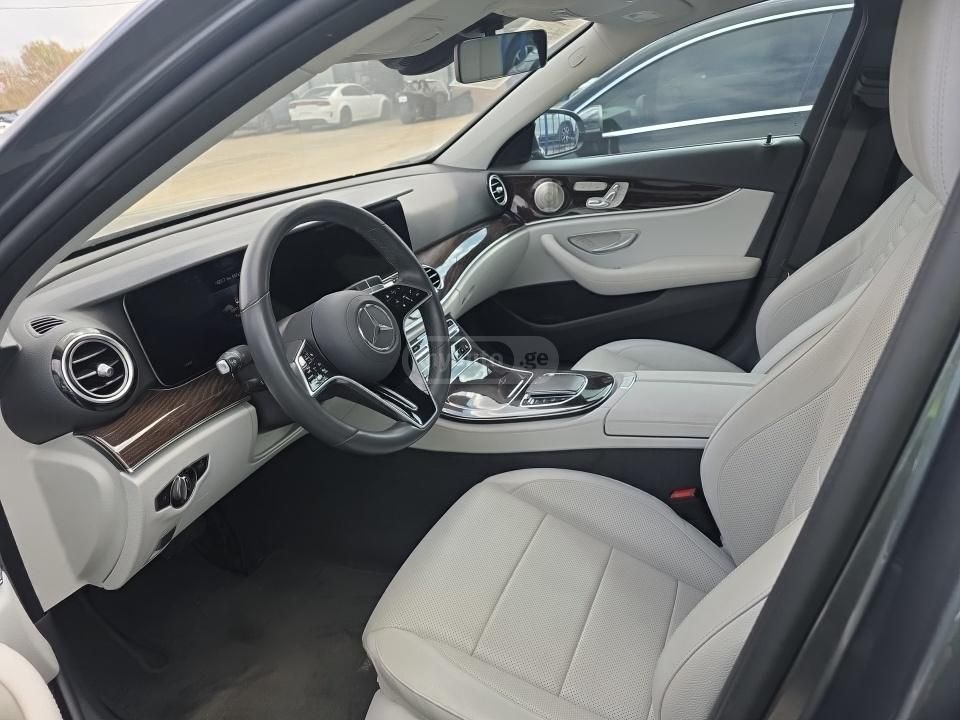 Mercedes-Benz E 350 - фото 3