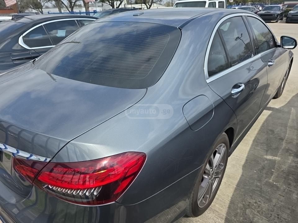 Mercedes-Benz E 350 - фото 4