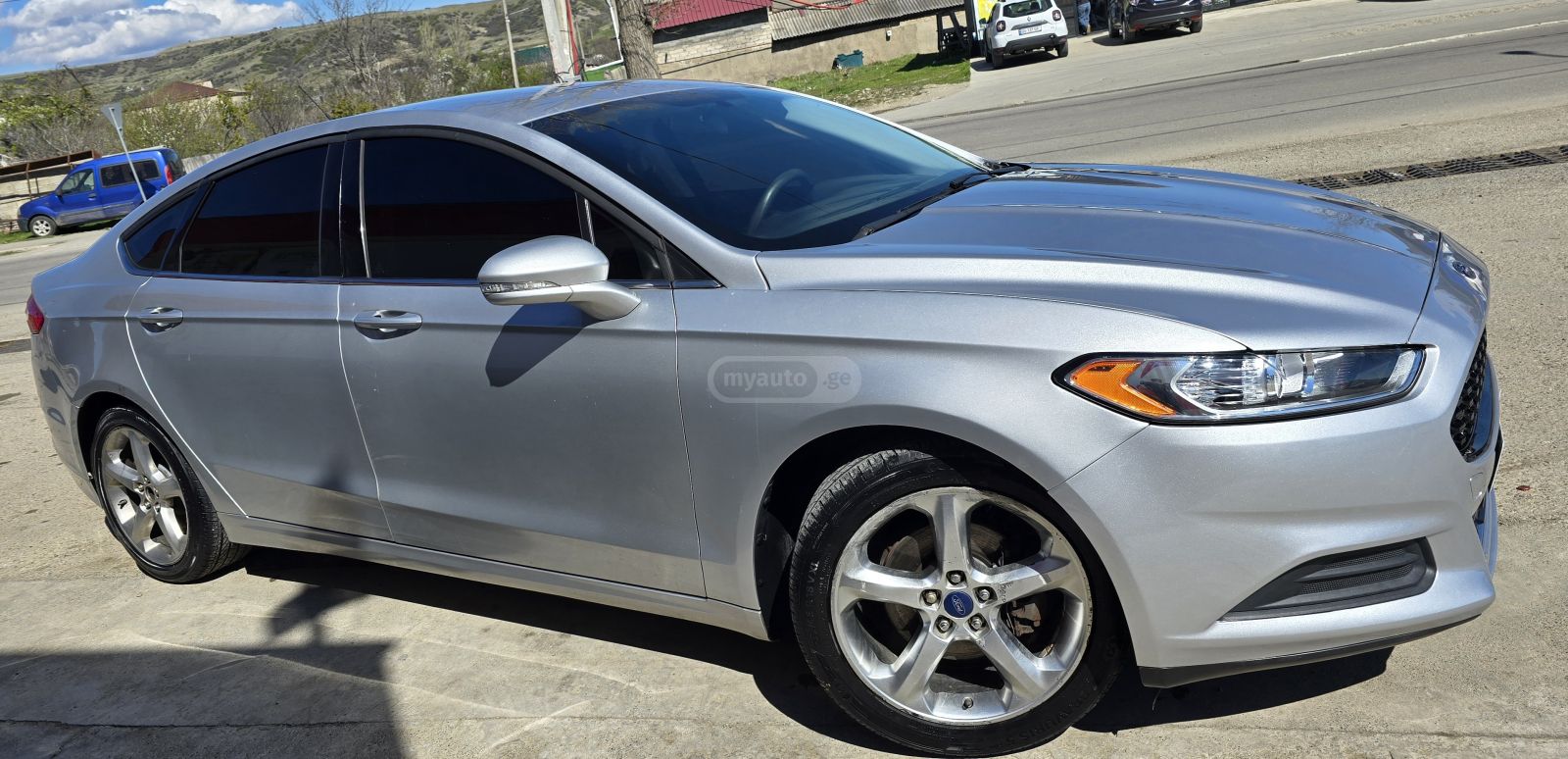 Ford Fusion - фото 2