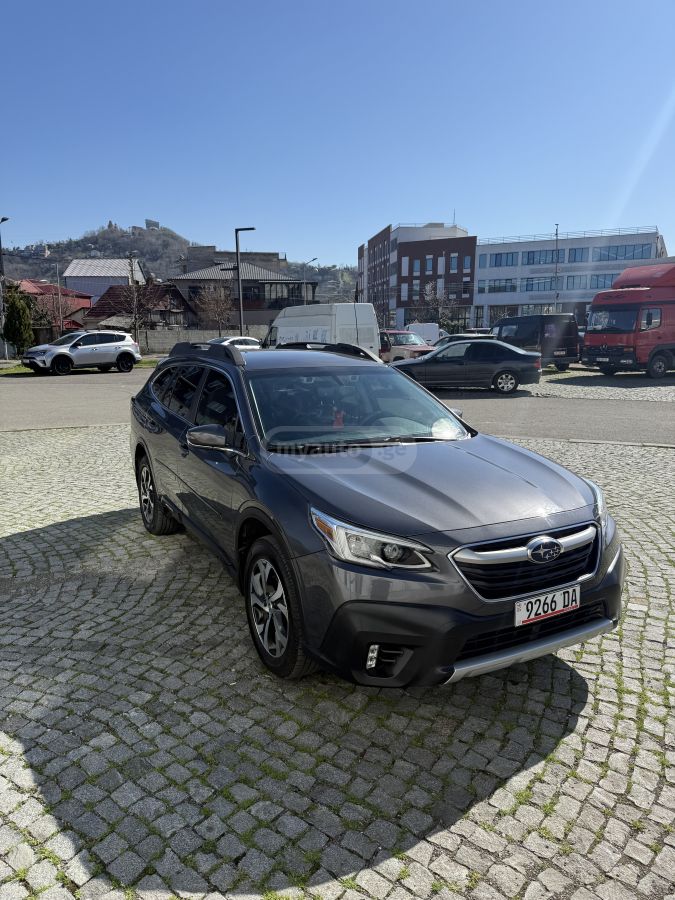 Subaru Limited 4dr All-Wheel Drive CV — миниатюра 2