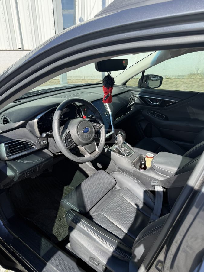 Subaru Limited 4dr All-Wheel Drive CV — миниатюра 8