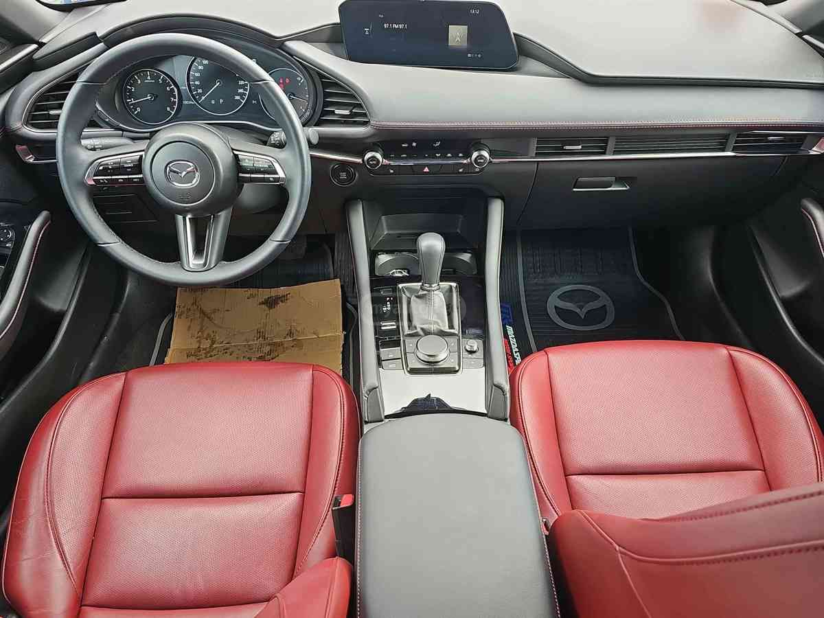 Mazda Mazda 3 2024 — миниатюра 12