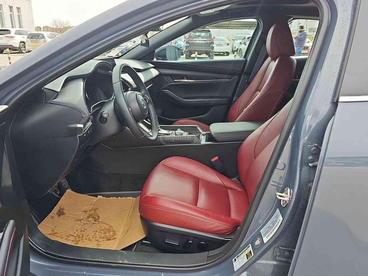 Mazda Mazda 3 2024 — миниатюра 13