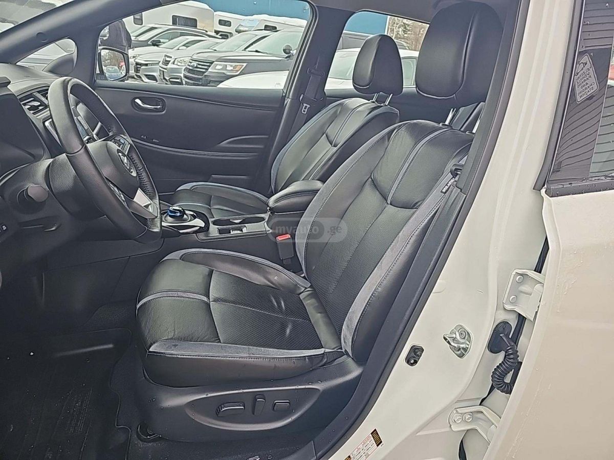 Nissan Leaf - фото 6