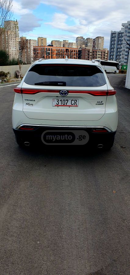 Toyota XLE 4dr All-Wheel Drive CVT — миниатюра 5